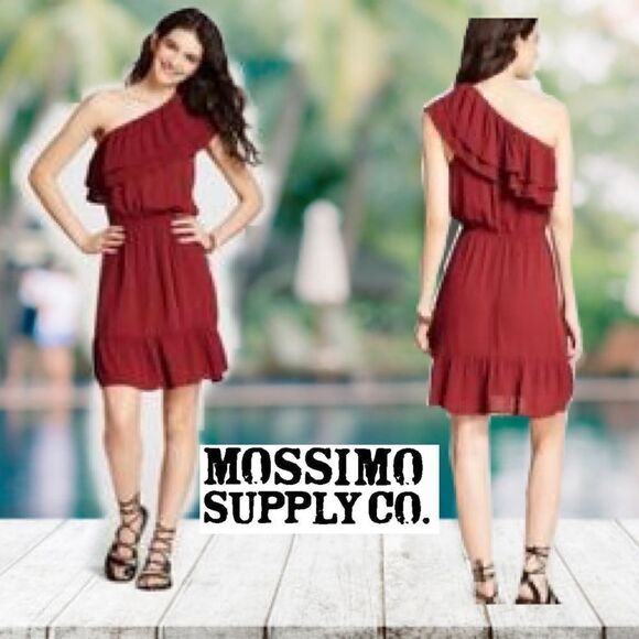 $5 ADD ON ITEM/NWT cold shoulder maroon stretchy dress - Picture 4 of 9